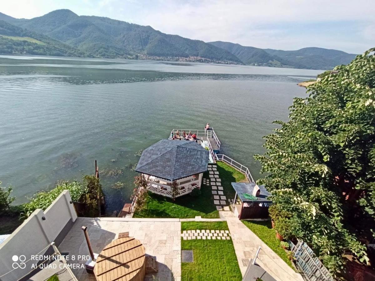 Noah River House Orşova Екстериор снимка