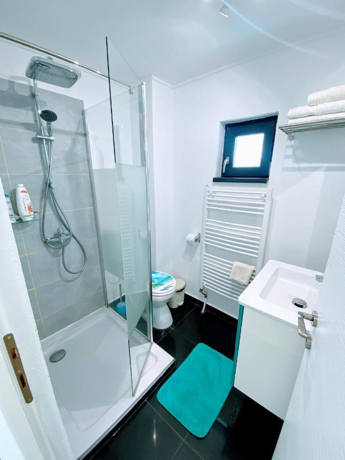 Noah River House Orşova Екстериор снимка